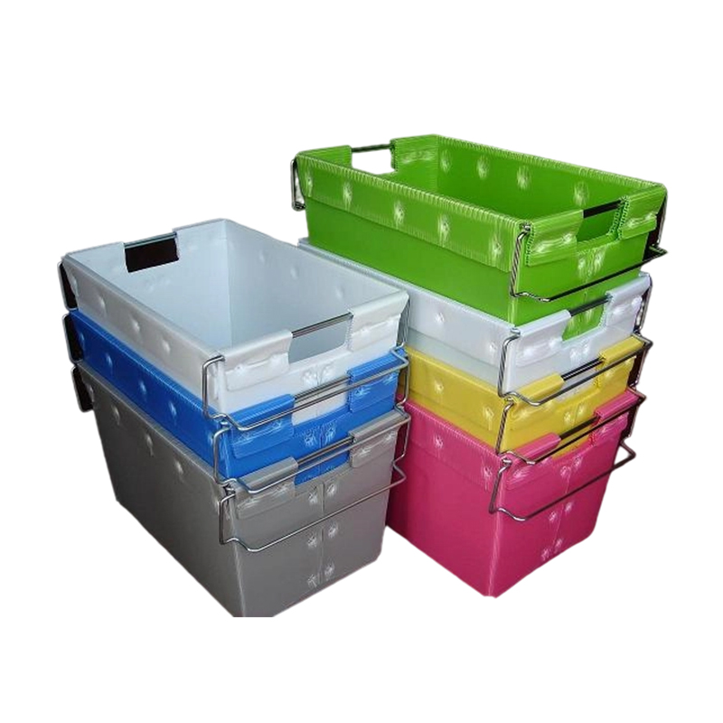 Stapelbare gegolfde plastic postbakken